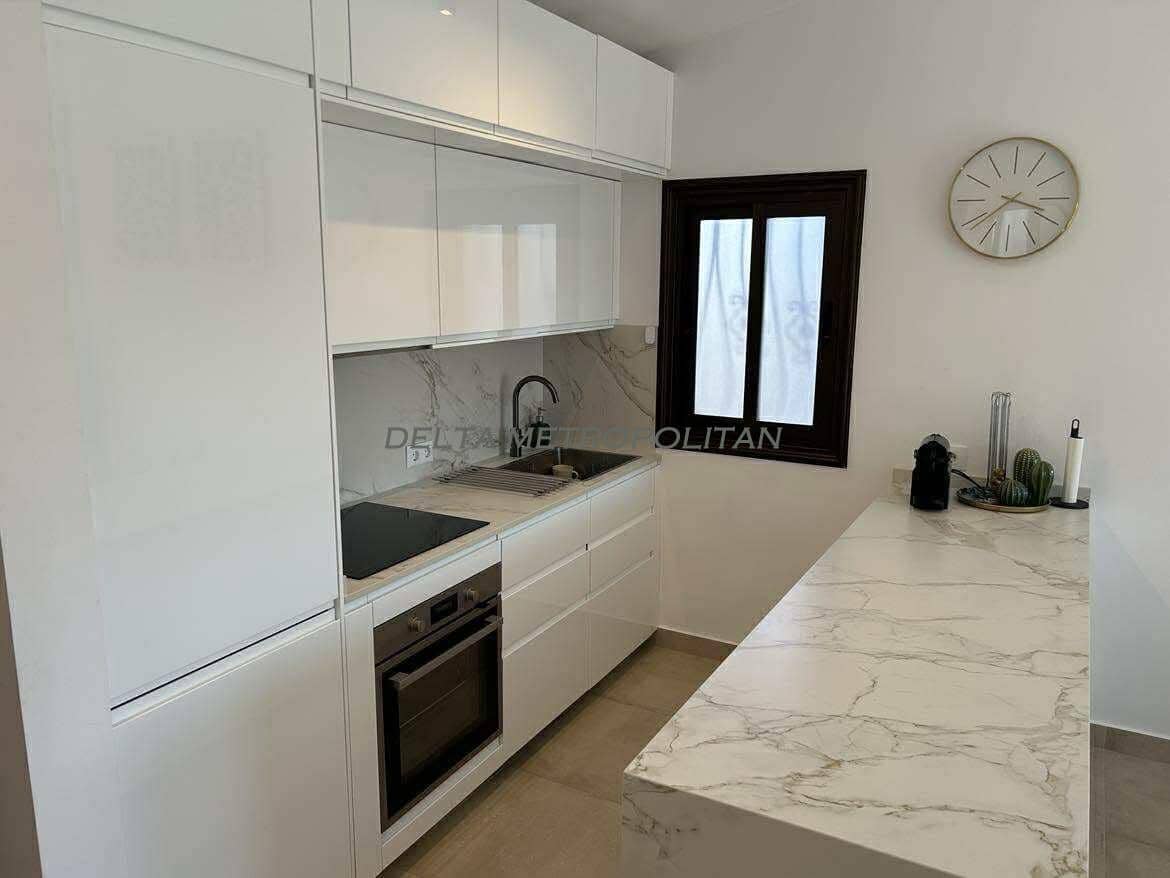 Apartamento de 2 habitaciones en Amarilla Golf en alquiler con piscina - 1.500 € (Ref: 9490861)