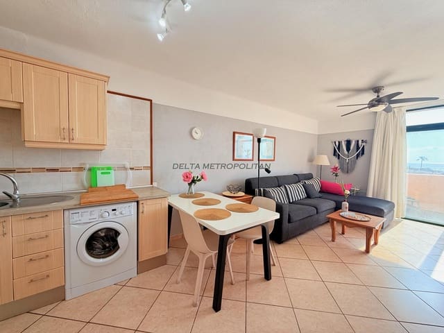 1 slaapkamer Appartement te koop in Golf del Sur, San Miguel de Abona met zwembad - € 259.000 (Ref: 9586772)