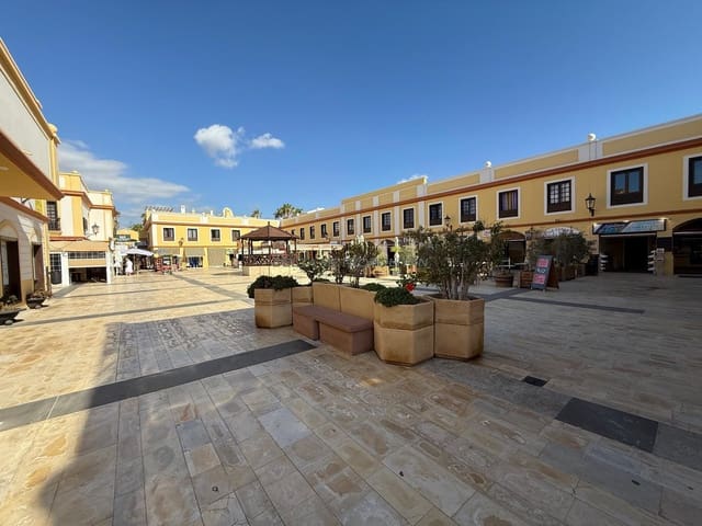 Local Comercial de 2 habitaciones en Golf del Sur, San Miguel de Abona en venta - 29.900 € (Ref: 9592182)