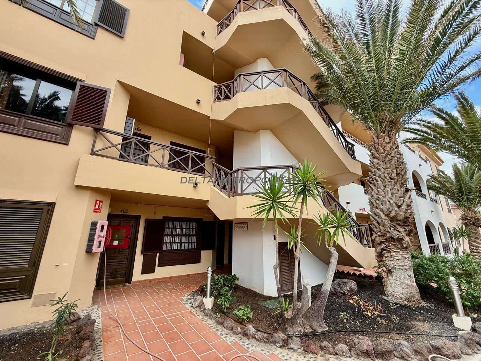 Apartamento de 1 habitación en San Miguel de Abona en venta con piscina - 239.000 € (Ref: 9616251)