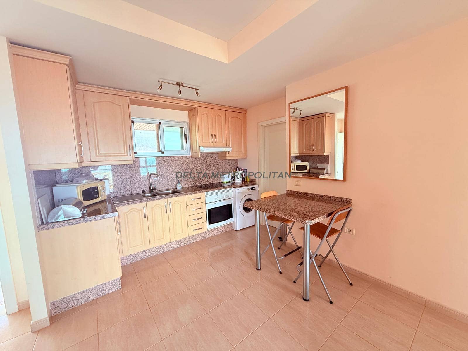 1 soverom Leilighet til salgs i Golf del Sur med svømmebasseng garasje - € 239 000 (Ref: 9646114)