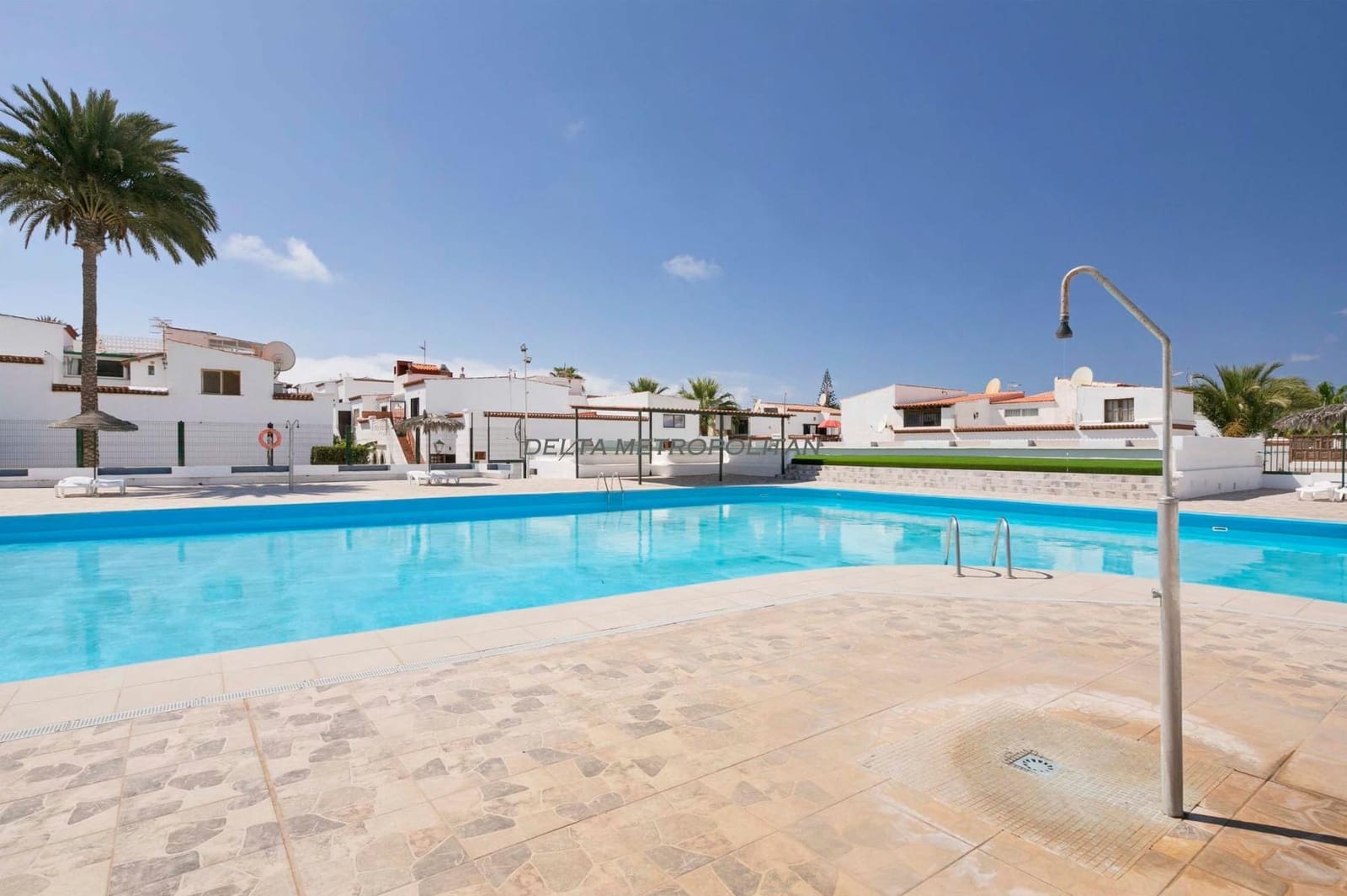 Adosado de 3 habitaciones en Costa del Silencio en venta con piscina - 299.000 € (Ref: 9674557)