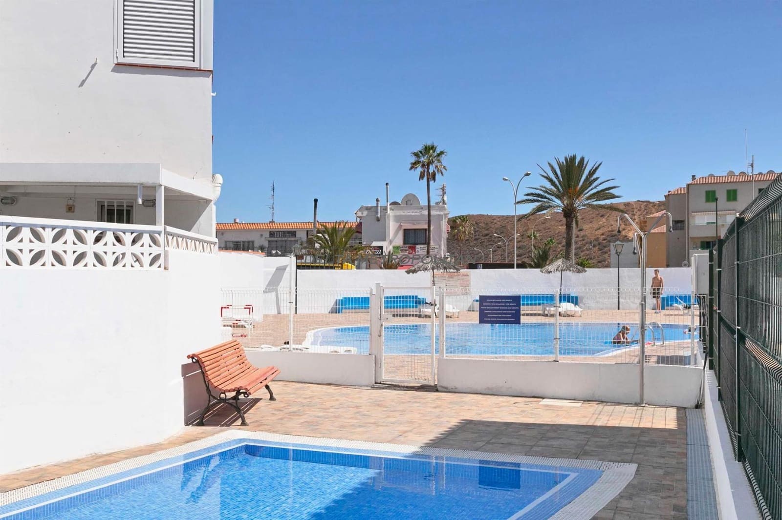 Adosado de 3 habitaciones en Costa del Silencio en venta con piscina - 299.000 € (Ref: 9674557)