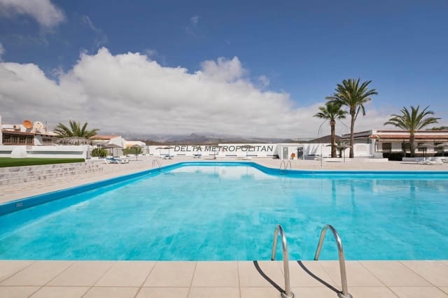 3 soverom Rekkehus til salgs i Costa del Silencio, Arona med svømmebasseng - € 299 000 (Ref: 9674557)