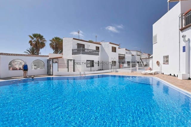 3 soverom Rekkehus til salgs i Costa del Silencio, Arona med svømmebasseng - € 299 000 (Ref: 9674557)