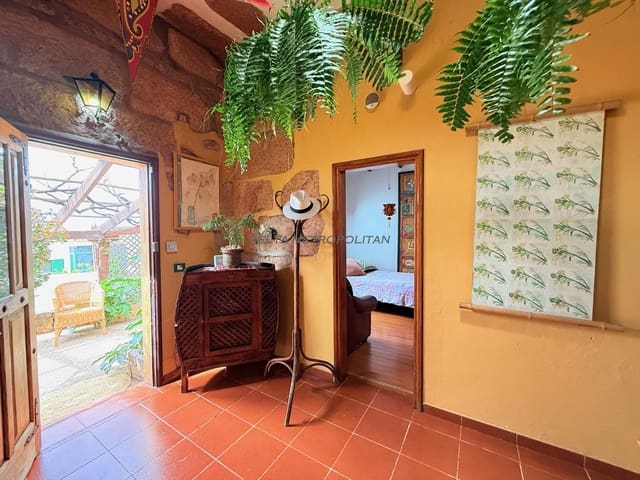 4 bedroom Finca/Country House for sale in Jama, Vilaflor with garage - € 385,000 (Ref: 9697812)