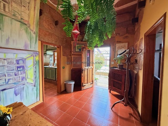 4 bedroom Finca/Country House for sale in Jama, Vilaflor with garage - € 385,000 (Ref: 9697812)