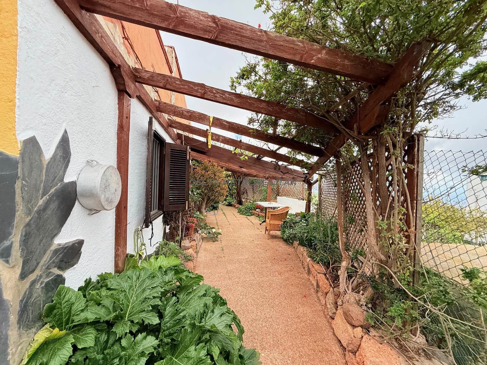 4 bedroom Finca/Country House for sale in Jama with garage - € 385,000 (Ref: 9697812)