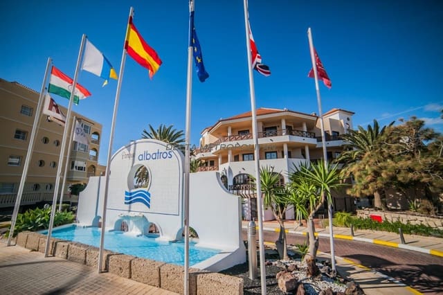 1 makuuhuone Huoneisto vuokrattavana paikassa Golf del Sur, San Miguel de Abona mukana uima-altaan - 1 100 € (Ref: 9761473)