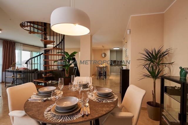 3 makuuhuone Huoneisto myytävänä paikassa Golf del Sur, San Miguel de Abona mukana uima-altaan - 470 000 € (Ref: 9819537)