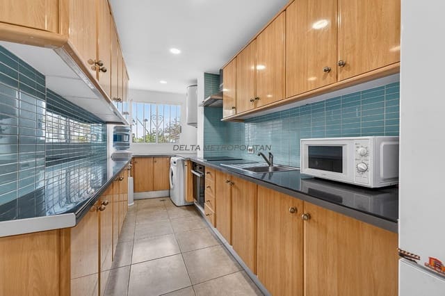 2 soveværelse Lejlighed til salg i Parque de la Reina, Arona med swimmingpool garage - € 259.000 (Ref: 9819540)