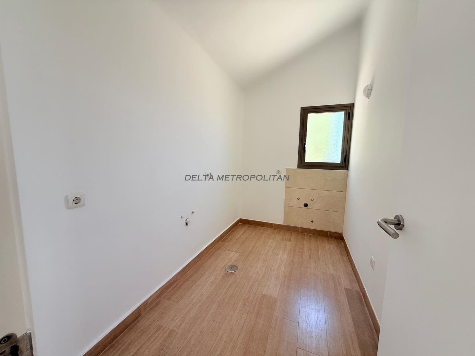 4 bedroom Villa for sale in Golf del Sur with garage - € 1,200,000 (Ref: 9827996)