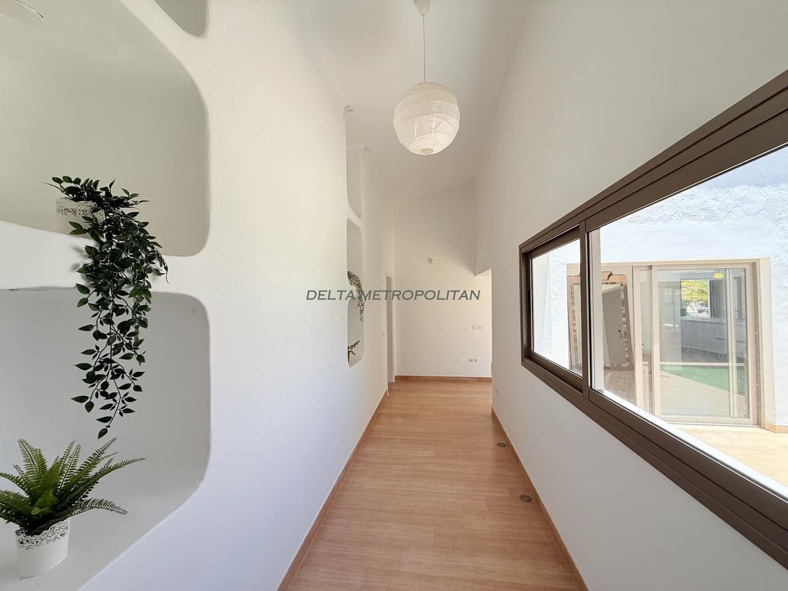 4 bedroom Villa for sale in Golf del Sur with garage - € 1,200,000 (Ref: 9827996)