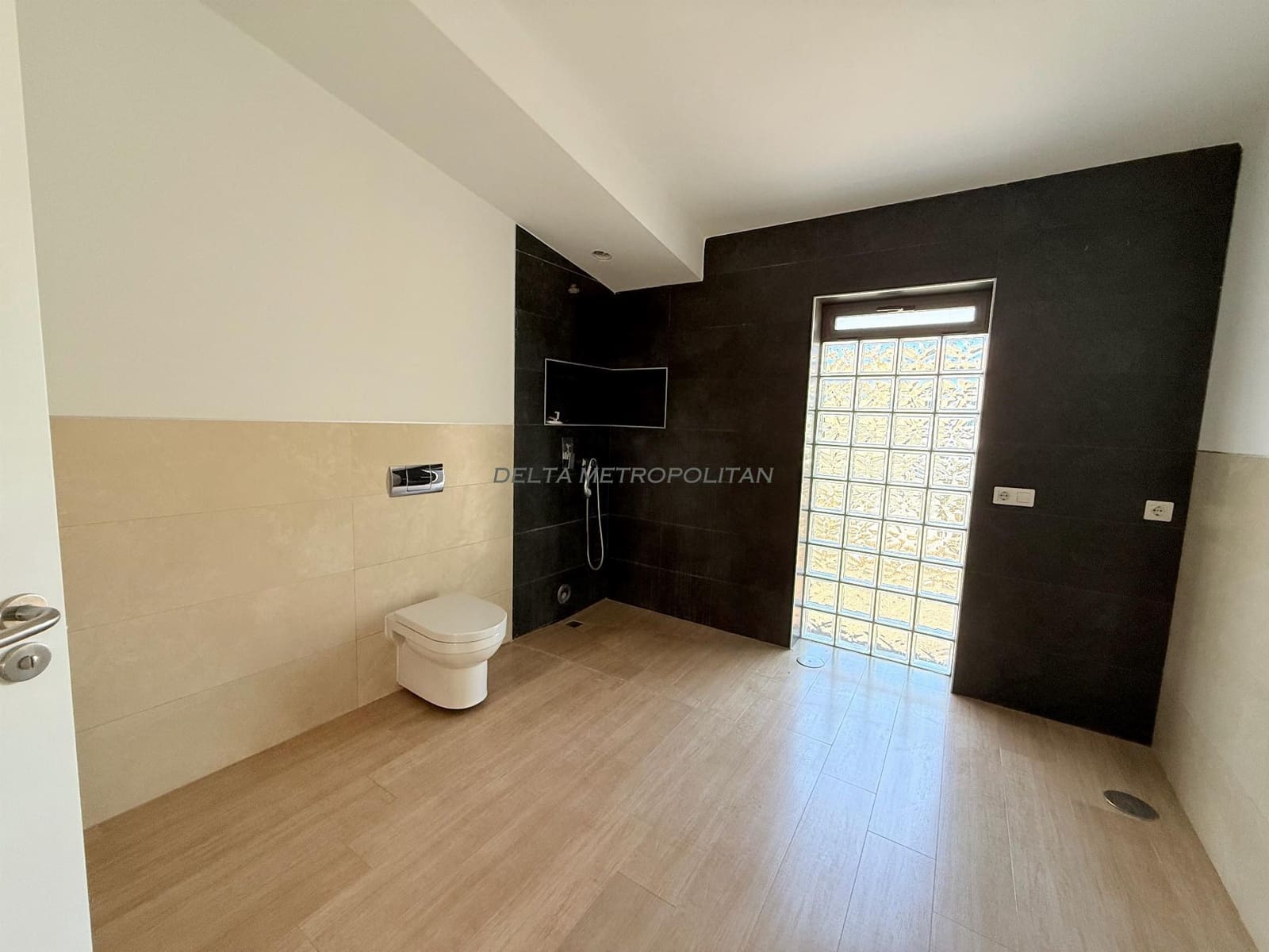 4 bedroom Villa for sale in Golf del Sur with garage - € 1,200,000 (Ref: 9827996)