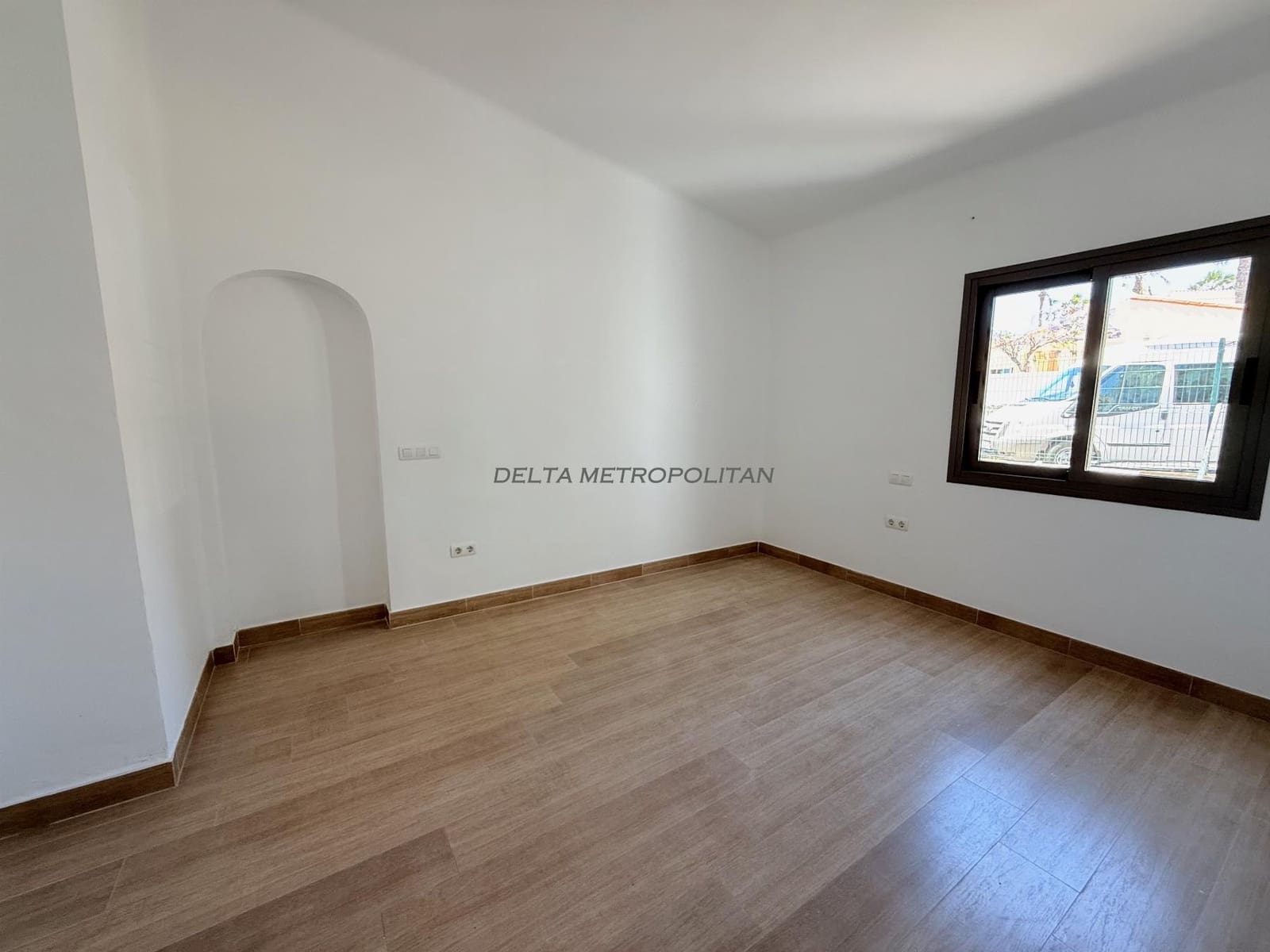 4 bedroom Villa for sale in Golf del Sur with garage - € 1,200,000 (Ref: 9827996)