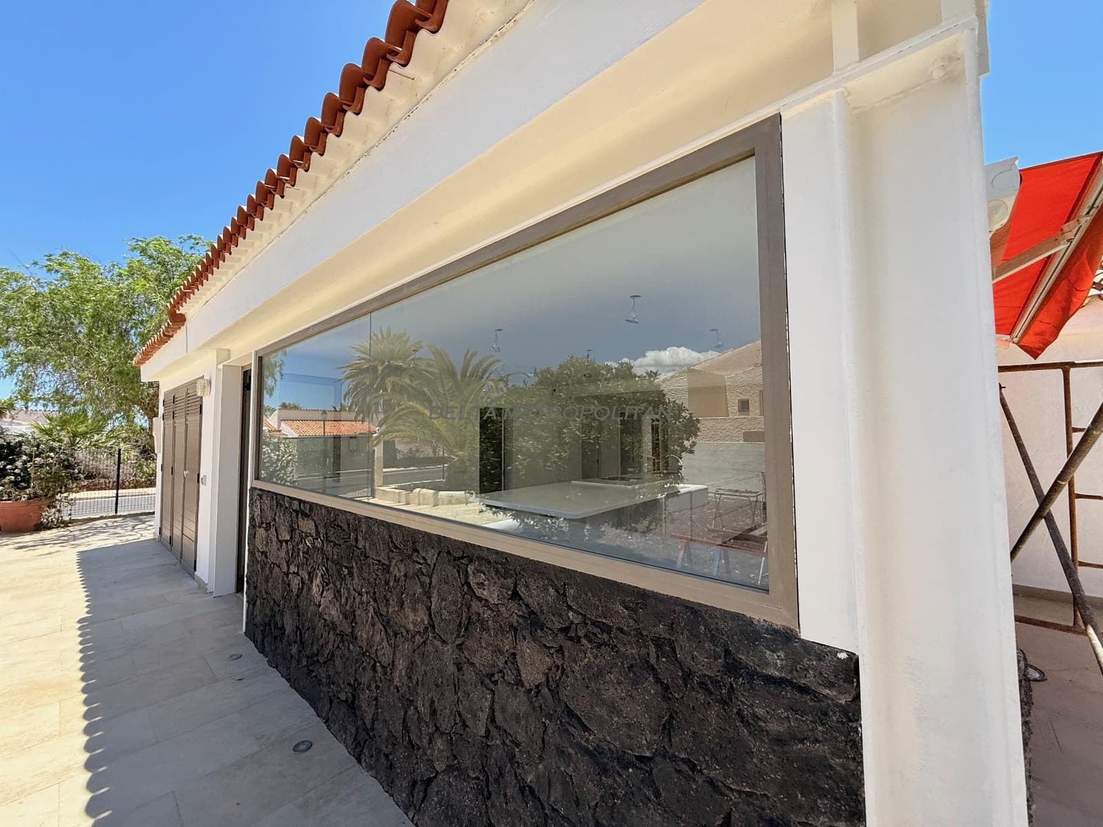 4 bedroom Villa for sale in Golf del Sur with garage - € 1,200,000 (Ref: 9827996)