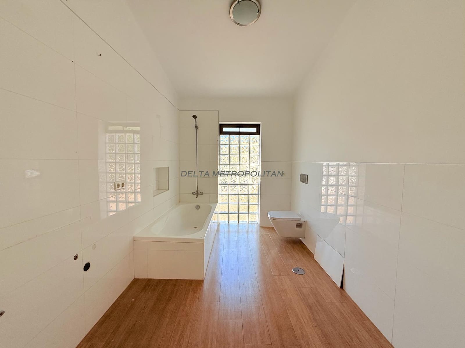 4 bedroom Villa for sale in Golf del Sur with garage - € 1,200,000 (Ref: 9827996)