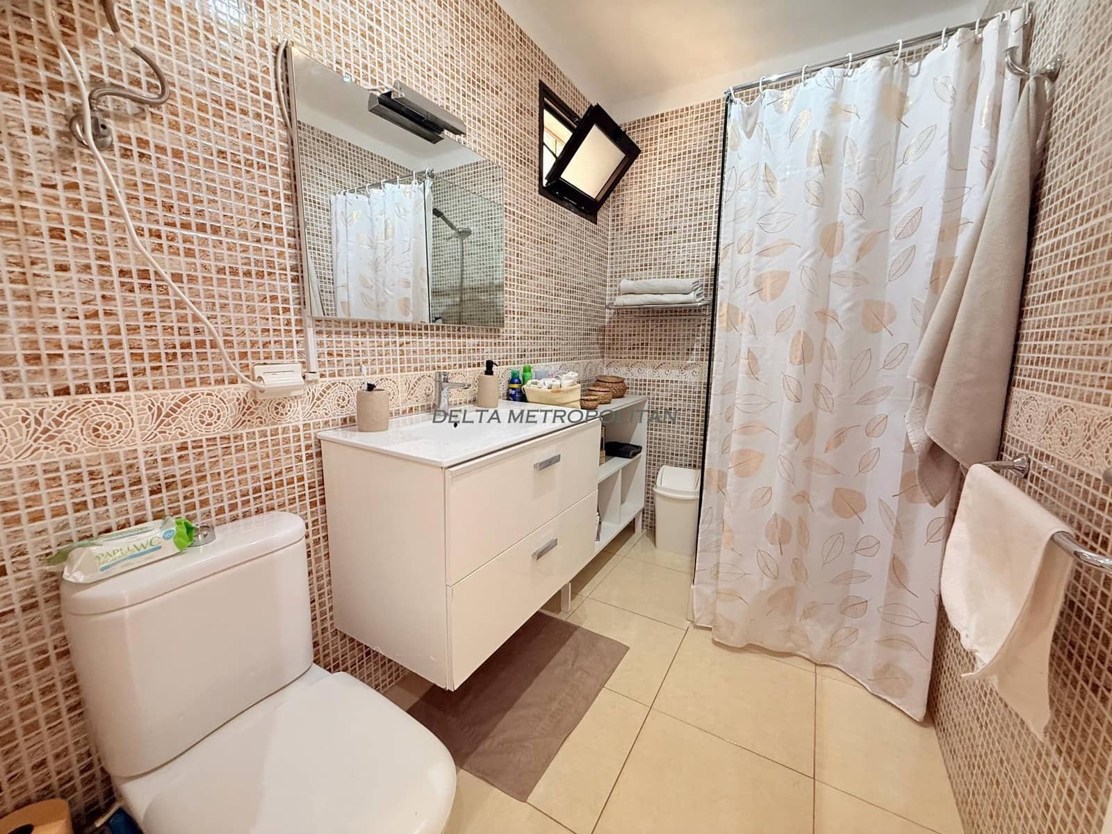Studio for sale in Playa de las Americas with pool - € 264,999 (Ref: 9838621)