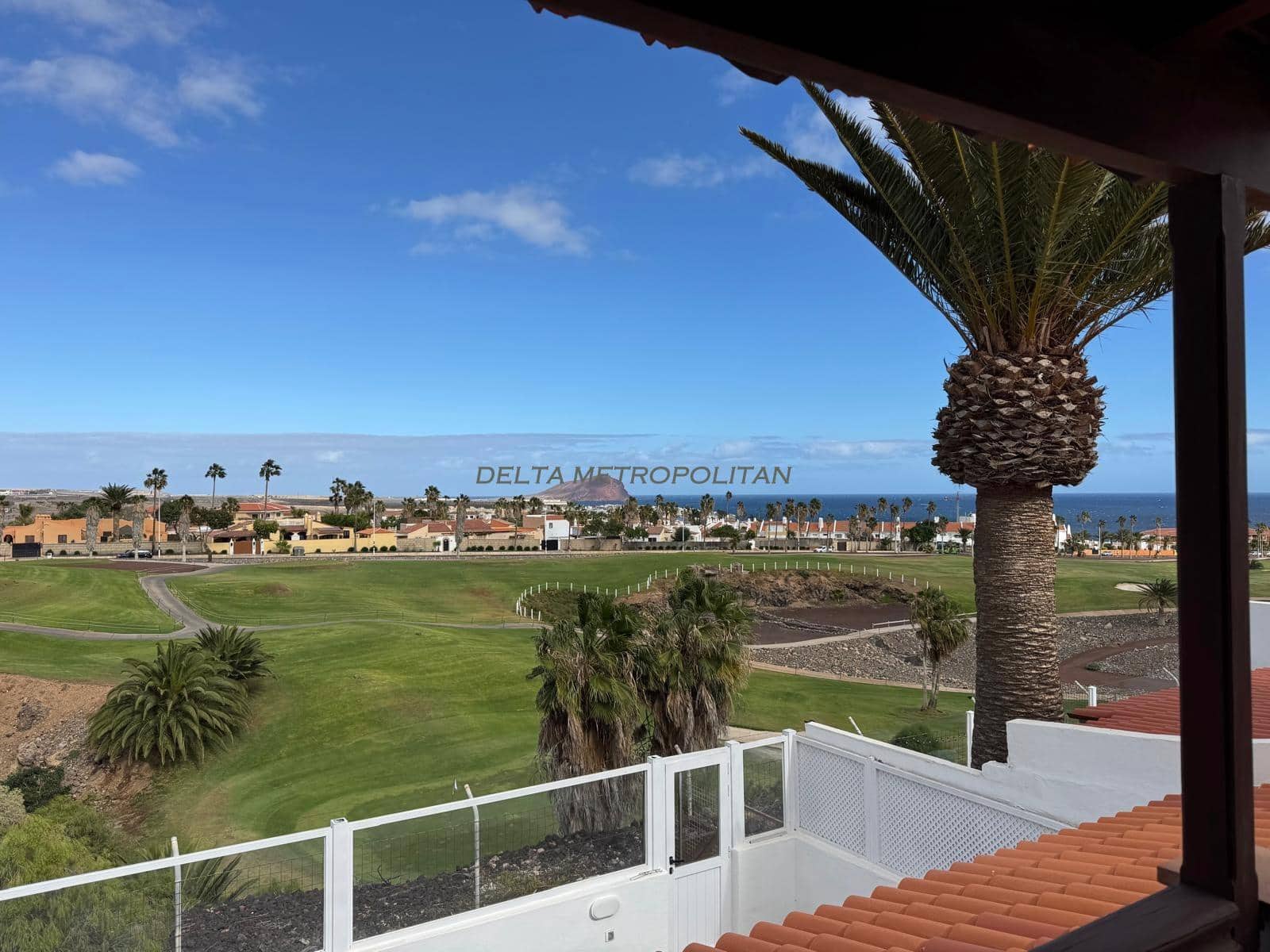 Adosado de 2 habitaciones en Golf del Sur en venta con piscina - 621.565 € (Ref: 9838622)