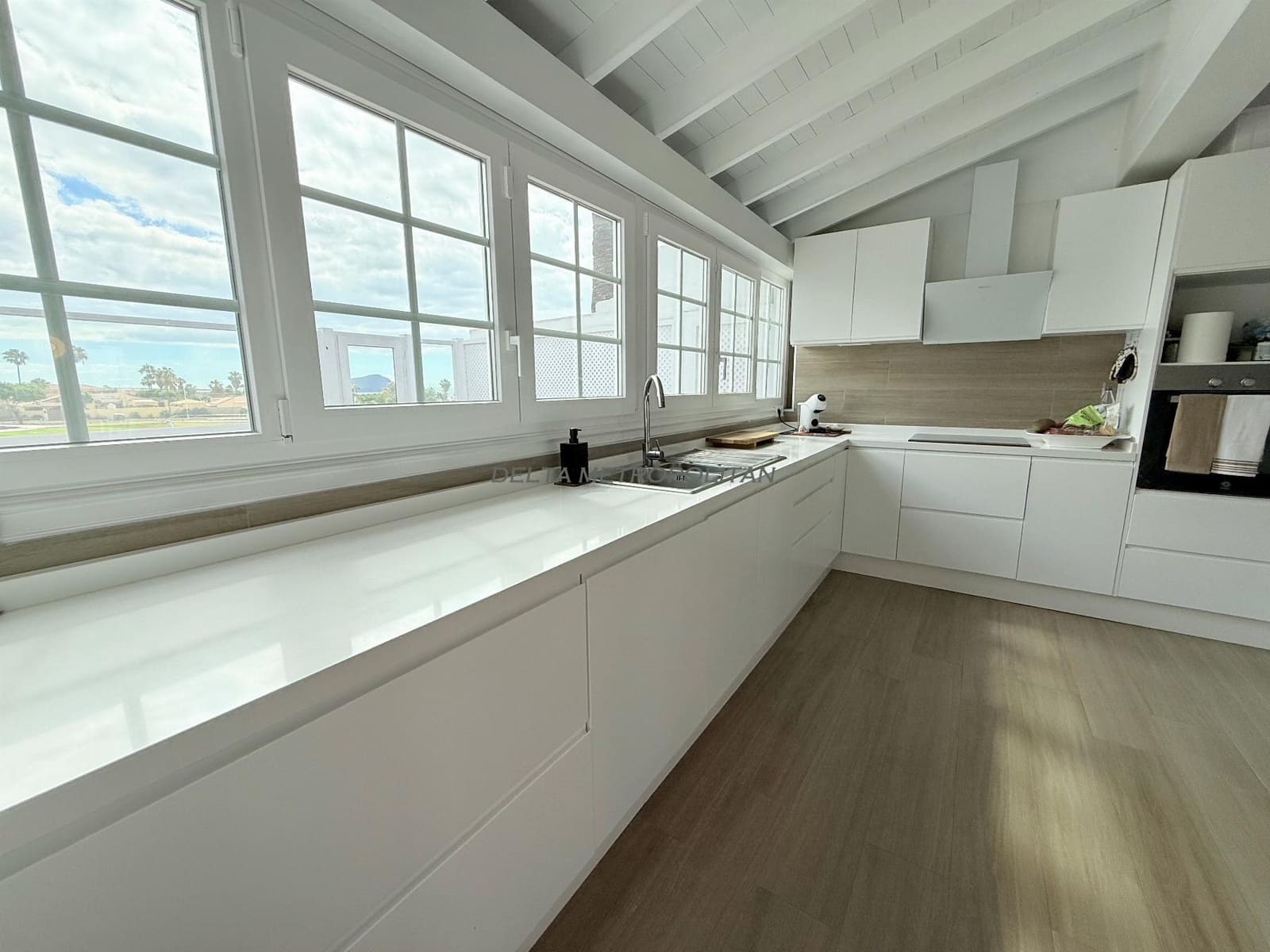 2 soveværelse Rækkehus til salg i Golf del Sur med swimmingpool garage - € 621.565 (Ref: 9838622)