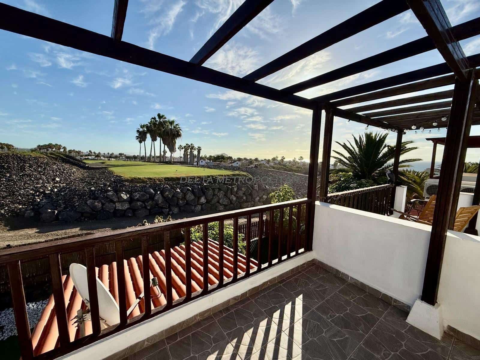 2 bedroom Apartment for sale in Golf del Sur with pool - € 350,000 (Ref: 9844537)