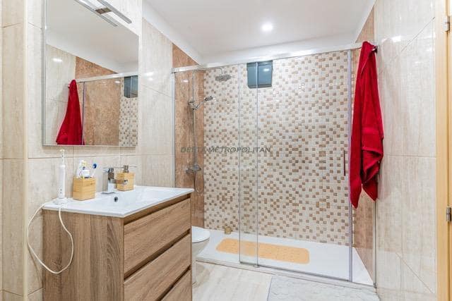 2 bedroom Apartment for sale in Amarilla Golf with pool garage - € 350,000 (Ref: 9939101)