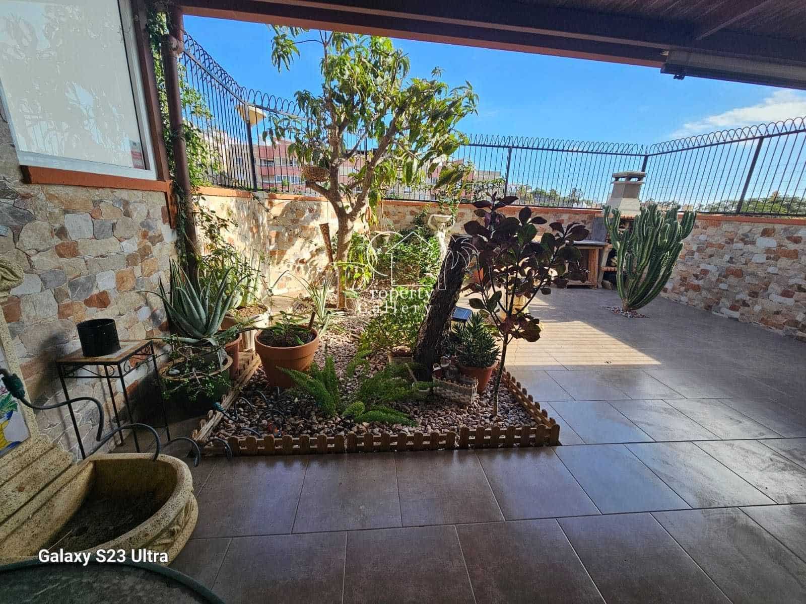 2 soverom Leilighet til salgs i Torviscas med svømmebasseng garasje - € 445 000 (Ref: 10074867)