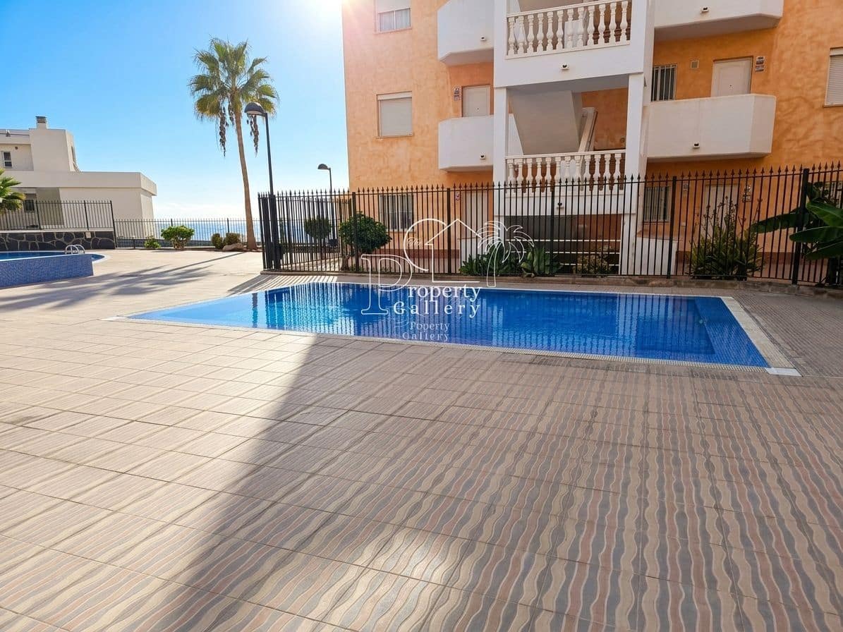 2 quarto Apartamento para venda em Los Cristianos com piscina garagem - 540 000 € (Ref: 10094149)