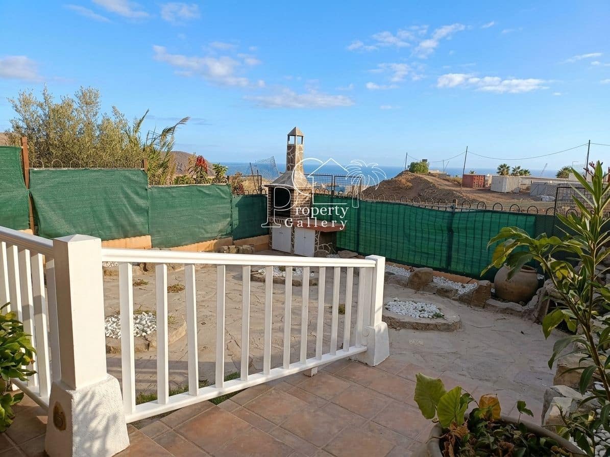 2 quarto Apartamento para venda em Los Cristianos com piscina garagem - 540 000 € (Ref: 10094149)