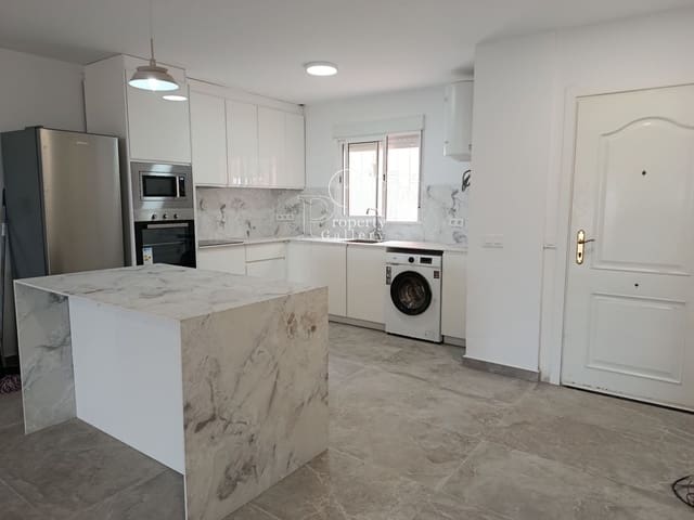 2 quarto Apartamento para venda em Los Cristianos, Arona com piscina garagem - 540 000 € (Ref: 10094149)