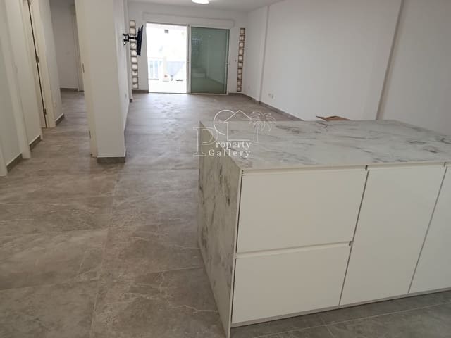 2 quarto Apartamento para venda em Los Cristianos, Arona com piscina garagem - 540 000 € (Ref: 10094149)