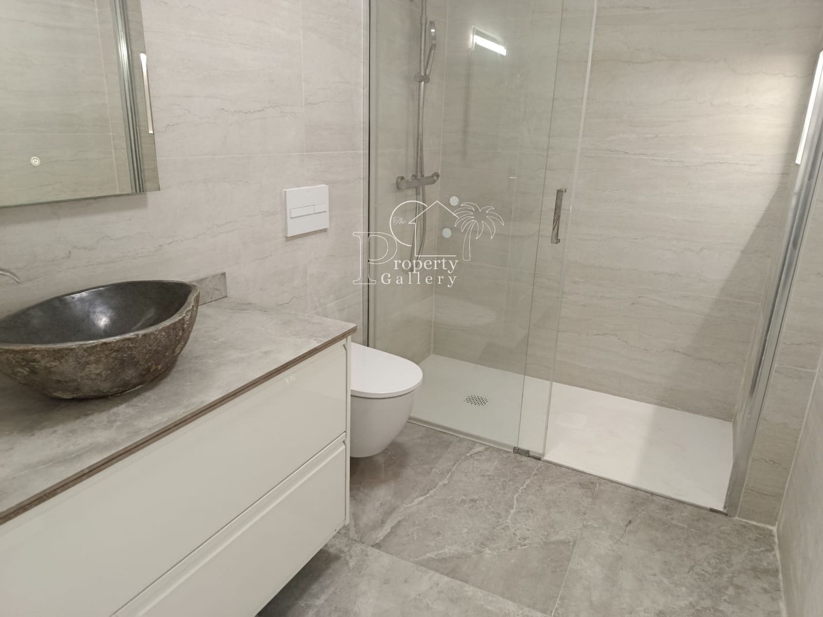 2 quarto Apartamento para venda em Los Cristianos com piscina garagem - 540 000 € (Ref: 10094149)