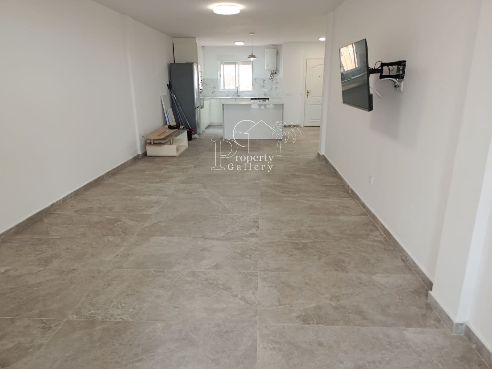2 quarto Apartamento para venda em Los Cristianos com piscina garagem - 540 000 € (Ref: 10094149)