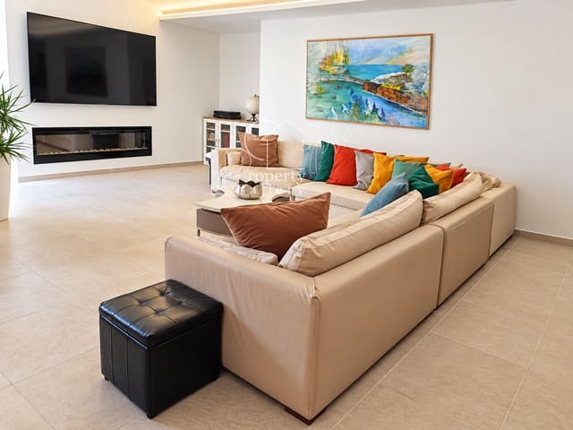 6 soveværelse Finca/Landehus til salg i Arona - € 849.000 (Ref: 10157174)