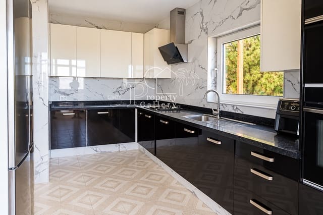 4 slaapkamer Finca/Landhuis te koop in Icod de los Vinos met zwembad garage - € 285.000 (Ref: 10182436)