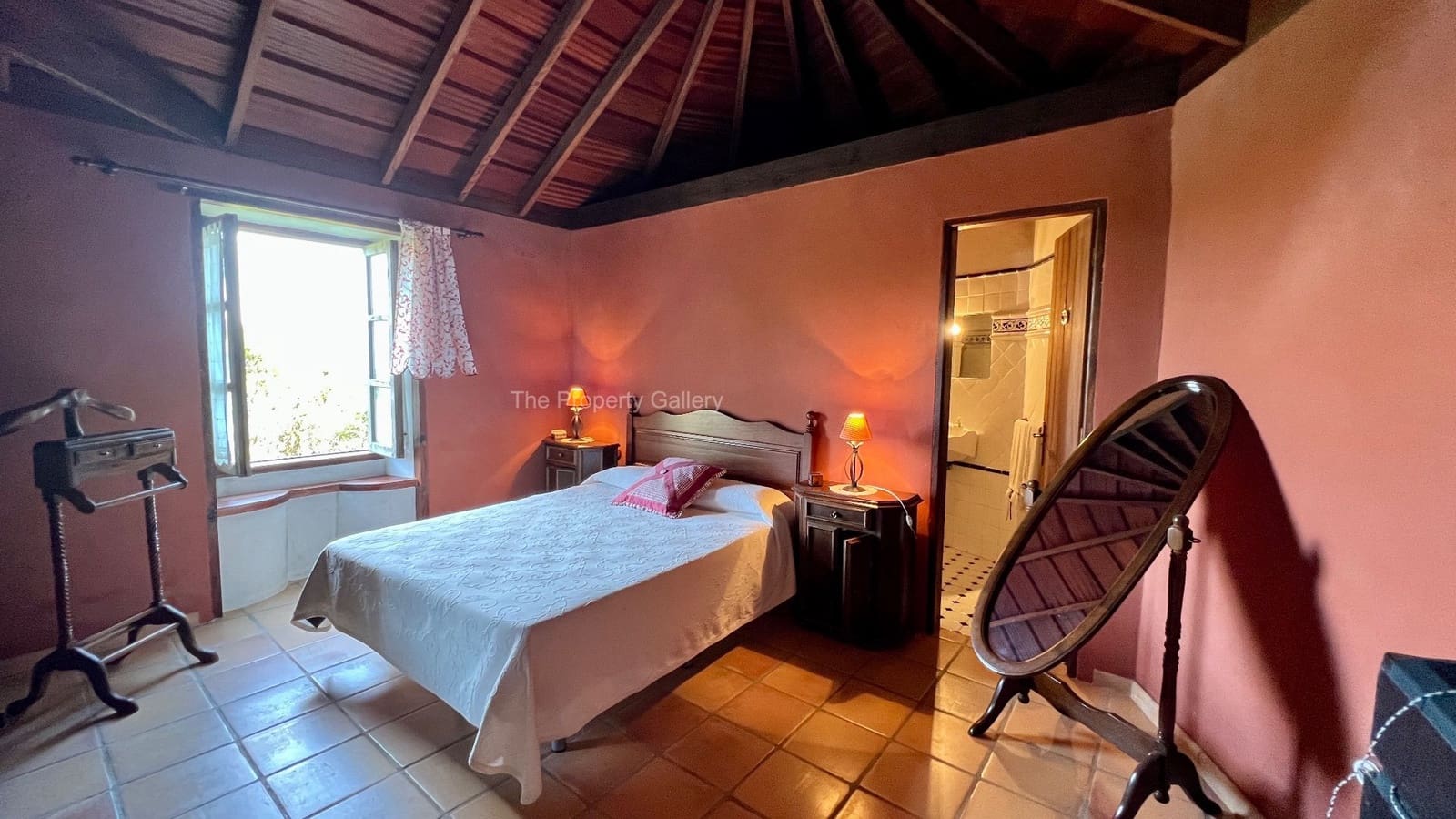 2 soveværelse Finca/Landehus til salg i El Tanque med swimmingpool garage - € 450.000 (Ref: 8061974)