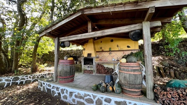 2 bedroom Finca/Country House for sale in El Tanque with pool garage - € 450,000 (Ref: 8061974)