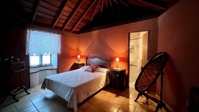 2 bedroom Finca/Country House for sale in El Tanque with pool garage - € 450,000 (Ref: 8061974)