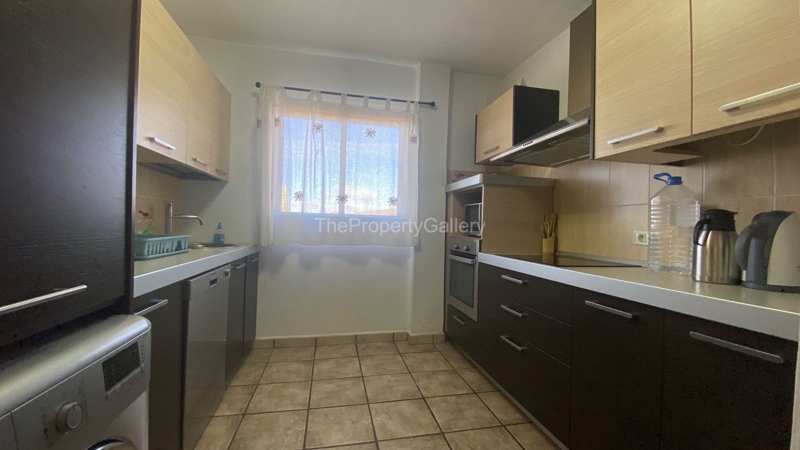 3 soveværelse Finca/Landehus til salg i Adeje med swimmingpool garage - € 1.011.000 (Ref: 8061992)