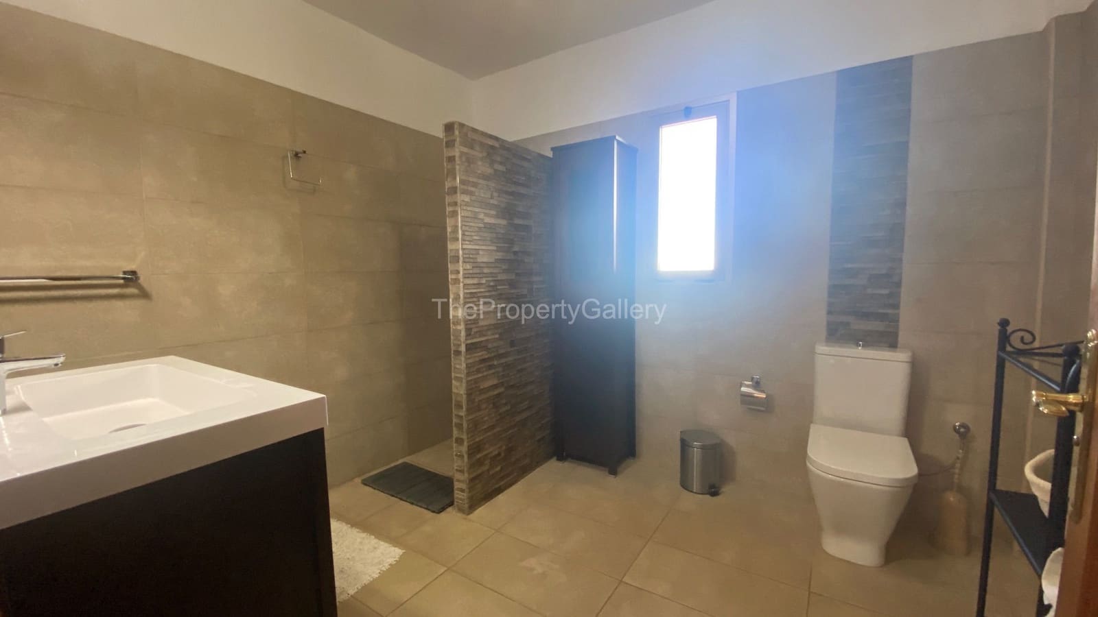 3 soveværelse Finca/Landehus til salg i Adeje med swimmingpool garage - € 1.011.000 (Ref: 8061992)