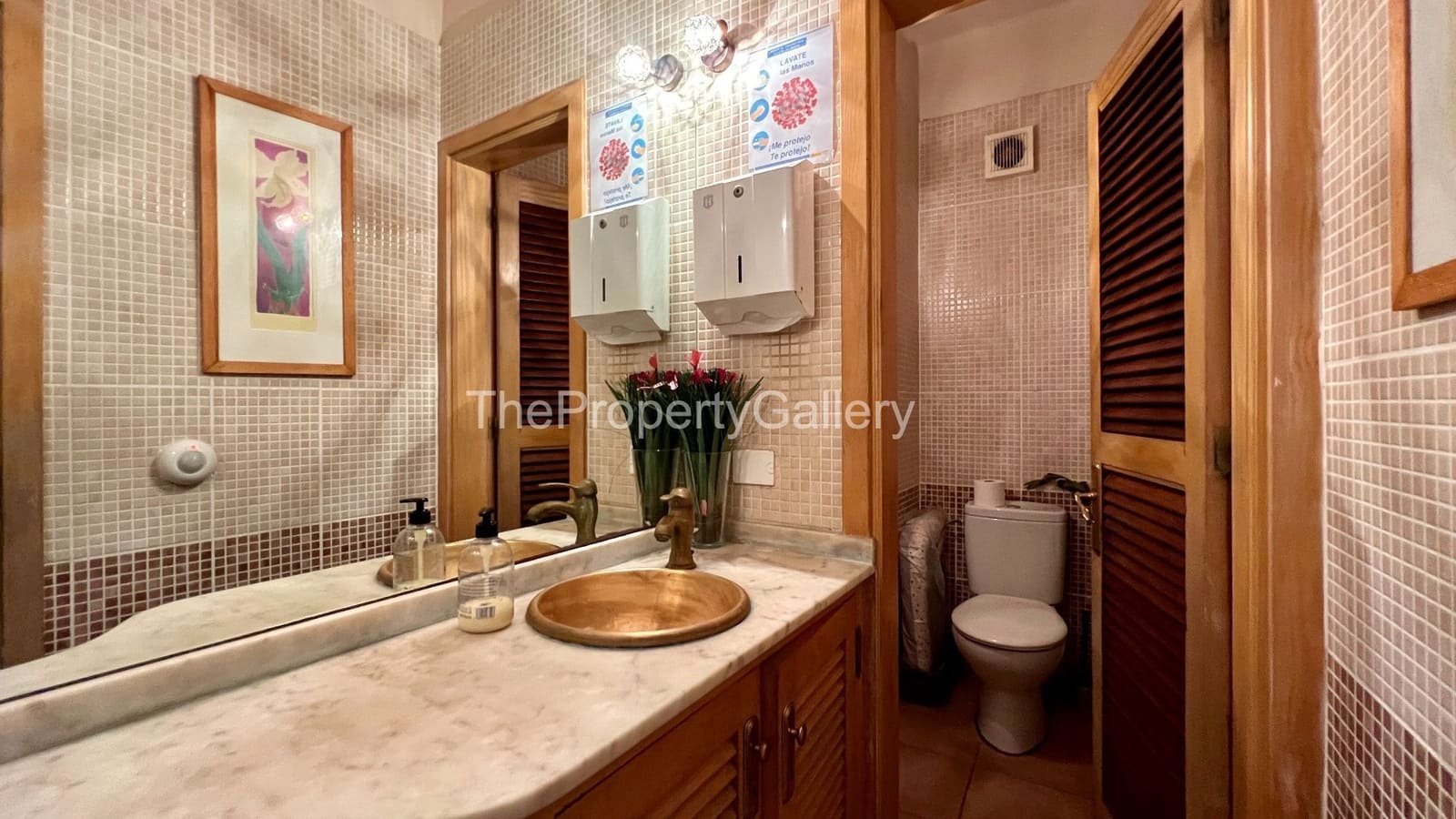 Erhverv til salg i Costa Adeje med garage - € 695.000 (Ref: 8061993)