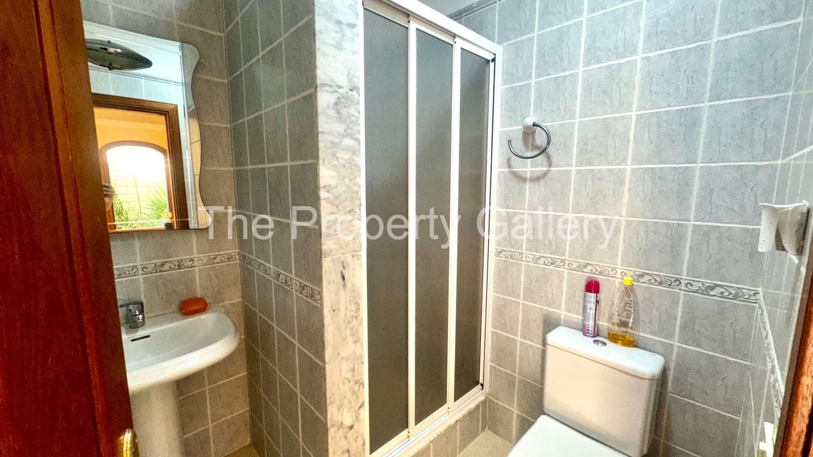 3 soveværelse Villa til salg i Playa del Duque med swimmingpool garage - € 2.199.000 (Ref: 8061999)