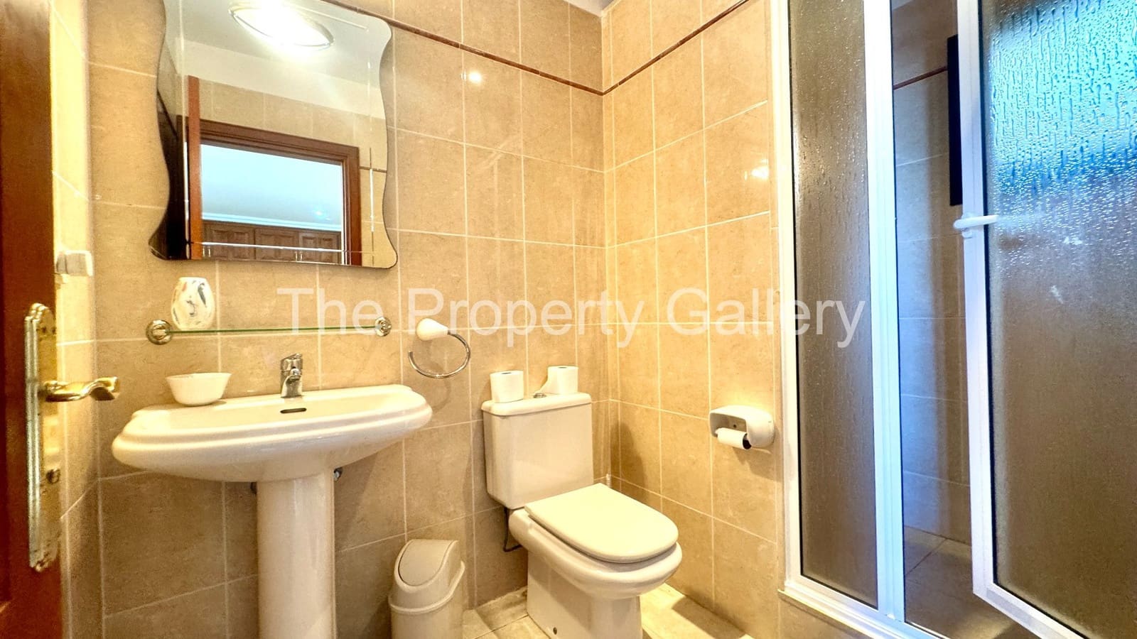 3 soveværelse Villa til salg i Playa del Duque med swimmingpool garage - € 2.199.000 (Ref: 8061999)