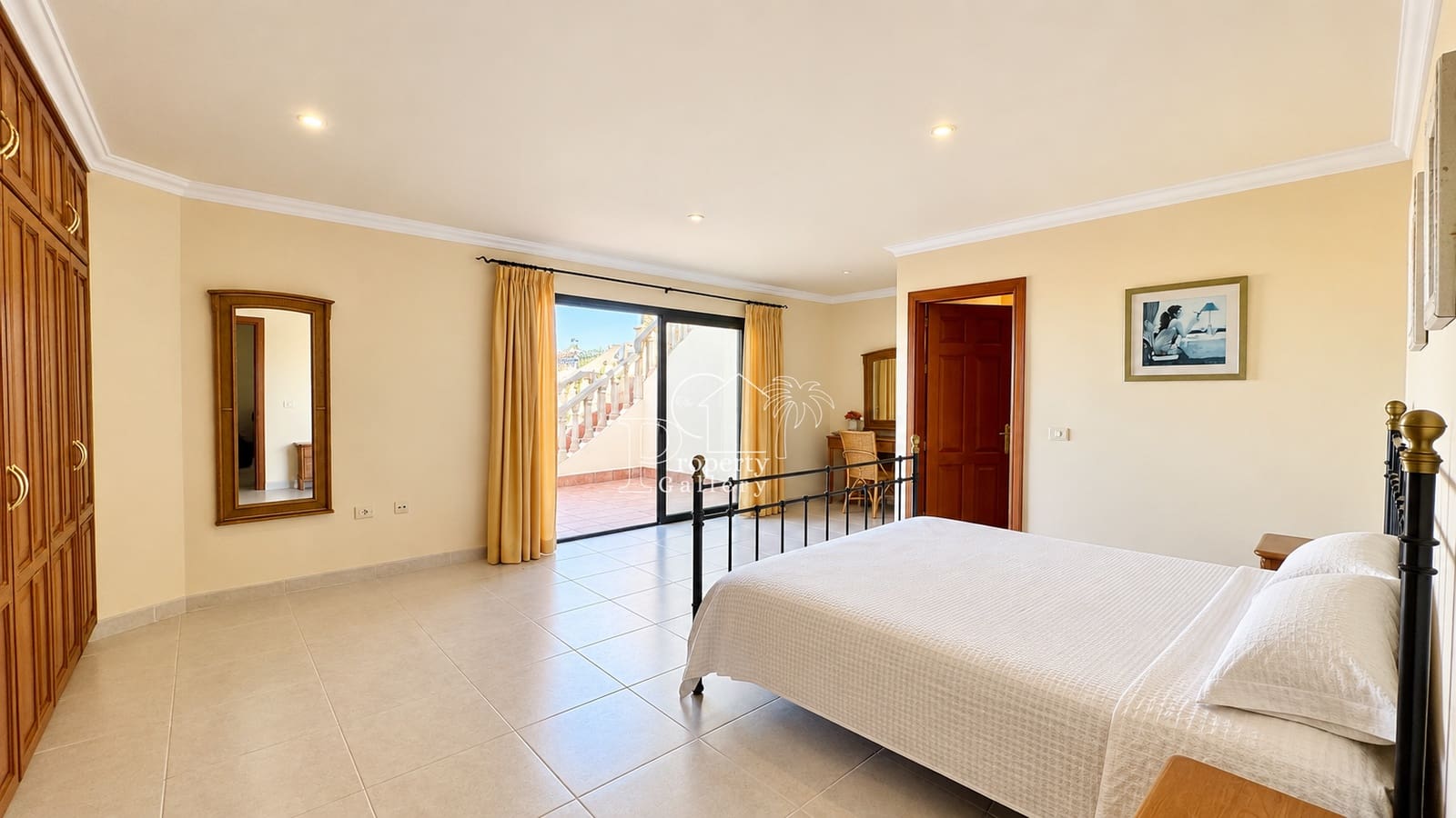 3 chambre Villa/Maison à vendre à Playa del Duque avec piscine garage - 1 850 000 € (Ref: 8061999)