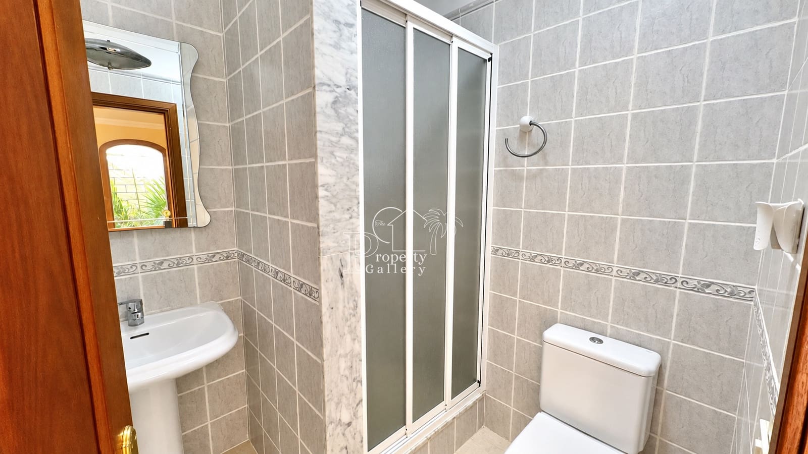 3 chambre Villa/Maison à vendre à Playa del Duque avec piscine garage - 1 850 000 € (Ref: 8061999)