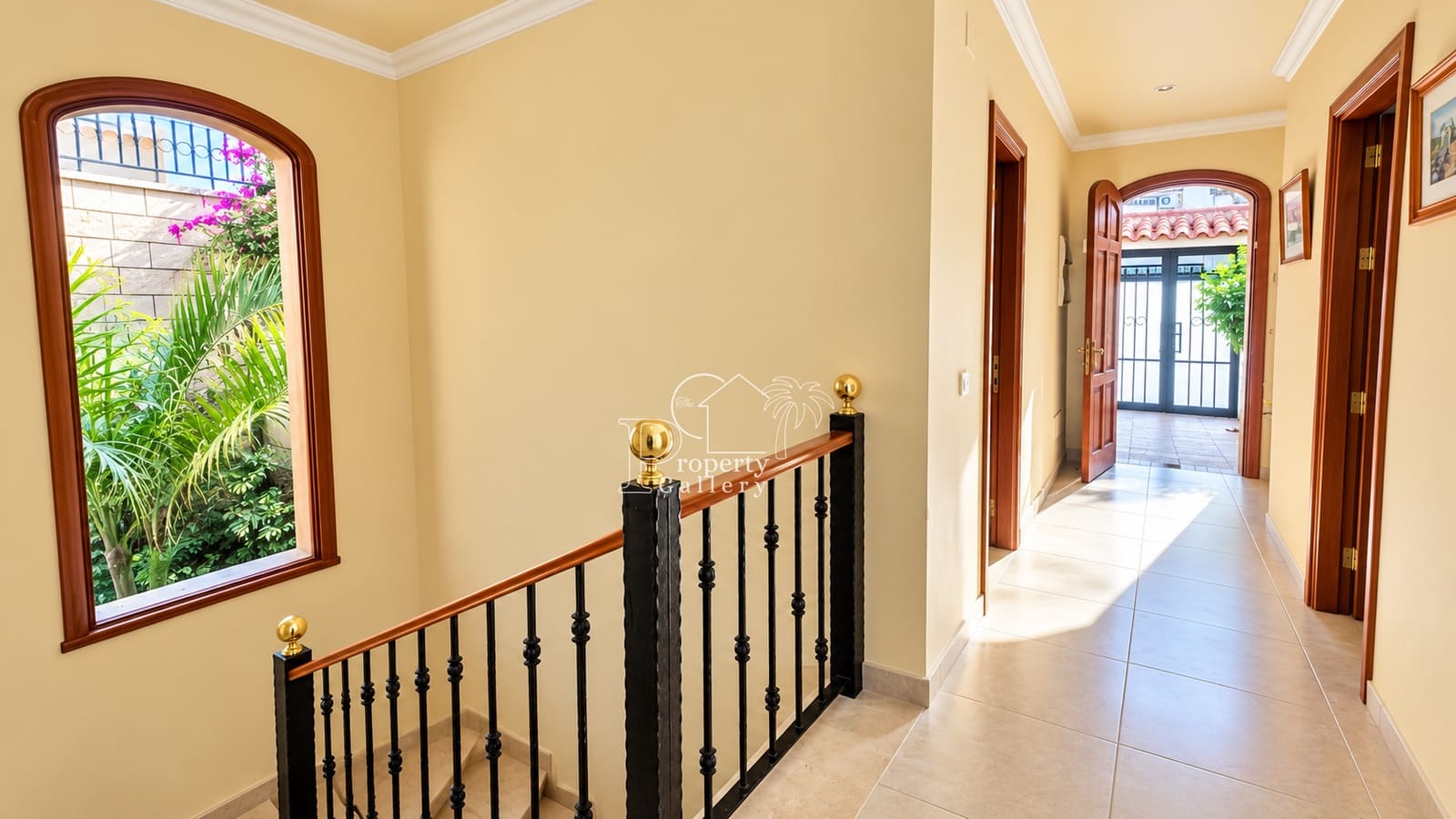 3 chambre Villa/Maison à vendre à Playa del Duque avec piscine garage - 1 850 000 € (Ref: 8061999)