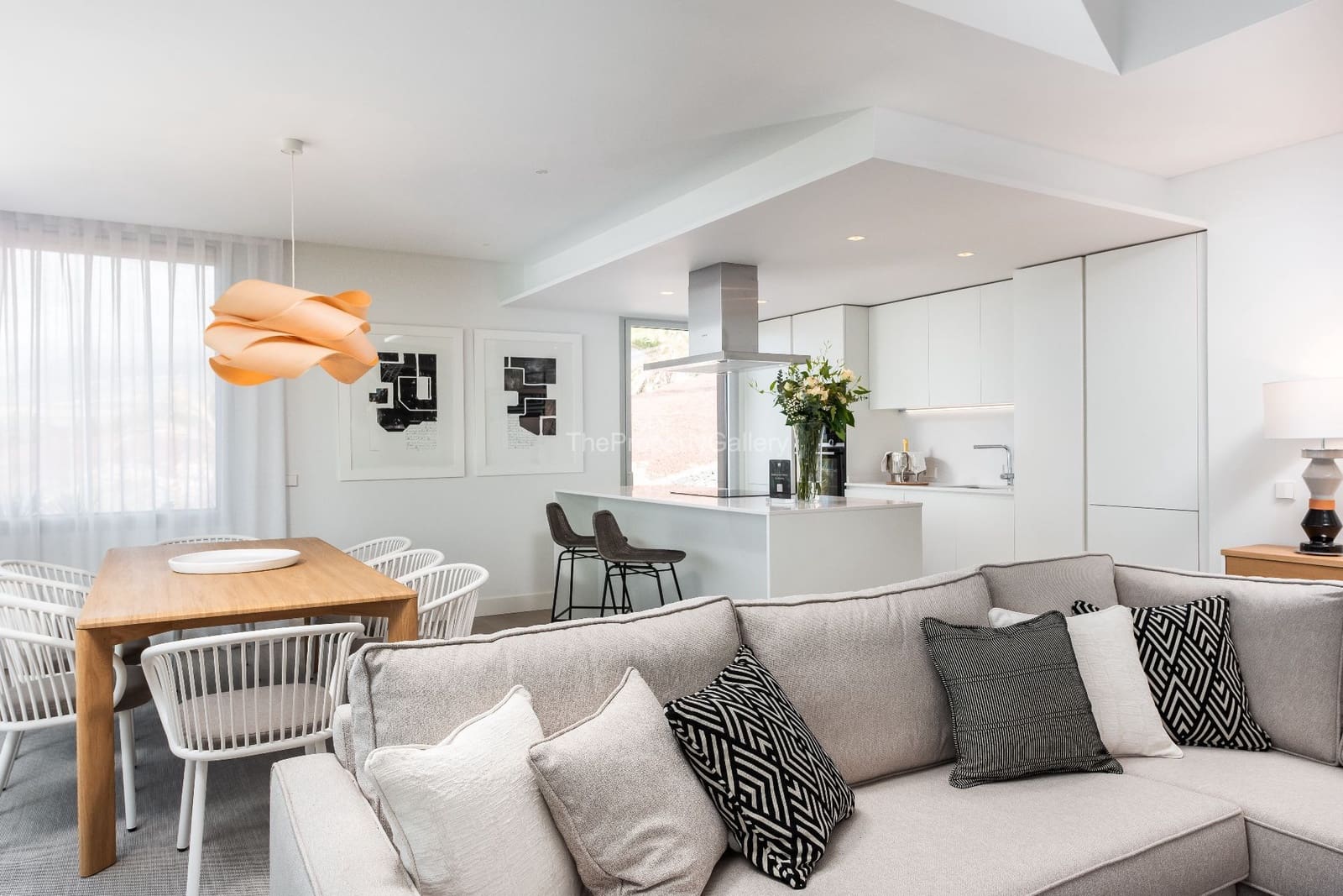 2 sovrum Lägenhet till salu i Guia de Isora med pool garage - 1 030 000 € (Ref: 8300083)