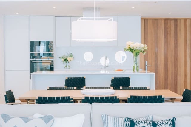 3 Zimmer Villa zu verkaufen in Guía de Isora mit Pool Garage - 2.100.000 € (Ref: 8432379)