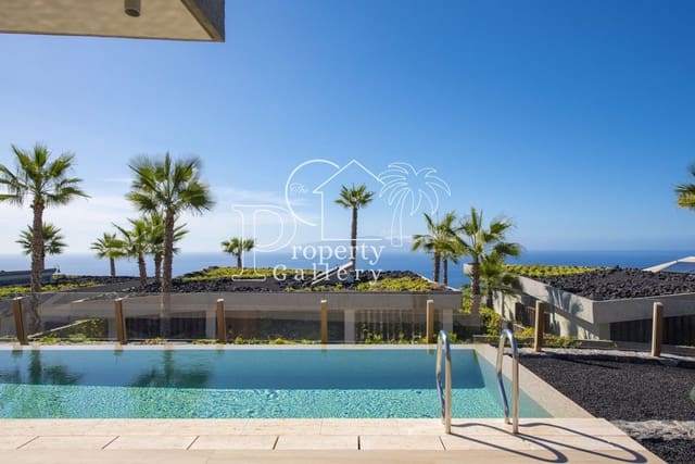 3 Zimmer Villa zu verkaufen in Guía de Isora mit Pool Garage - 2.100.000 € (Ref: 8432379)