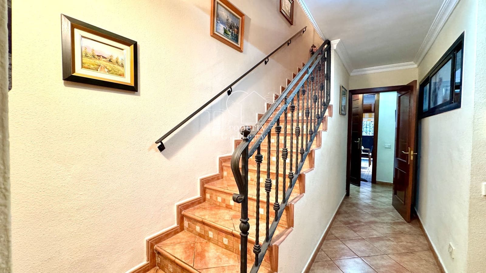 3 chambre Villa/Maison Semi-Mitoyenne à vendre à Adeje avec garage - 550 000 € (Ref: 8614896)